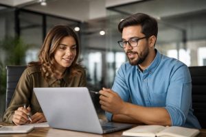 Sellsy vas Salesforce : comment choisir le bon crm pour votre équipe